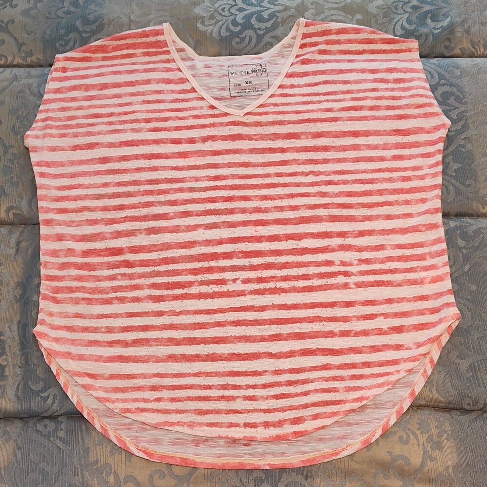 Free People/We the Free coral & ivory striped relaxed fit t-shirt Good used, XS
